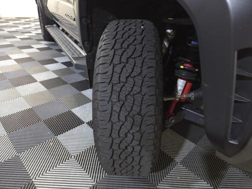 2024 Toyota Tacoma TRD Off Road