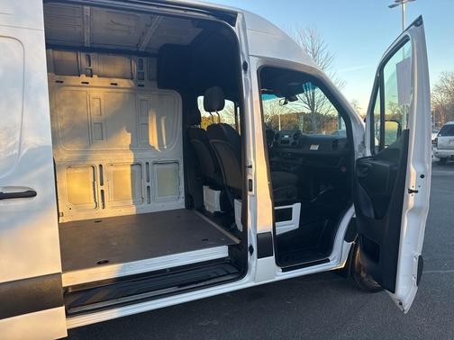 2024 Mercedes-Benz Sprinter 2500 High Roof