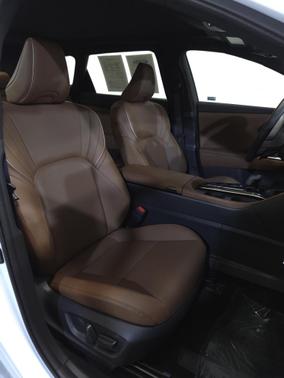 2025 Toyota Crown Signia Limited