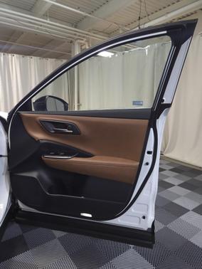2025 Toyota Crown Signia Limited