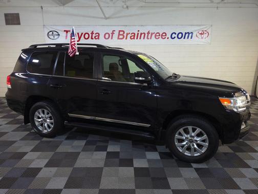 Midnight Black Metallic 2019 Toyota Land Cruiser Base