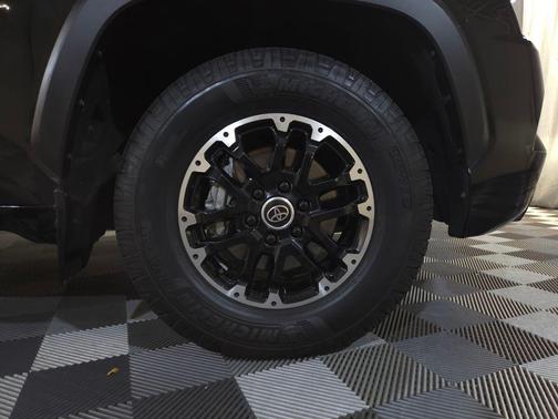 2023 Toyota Sequoia SR5