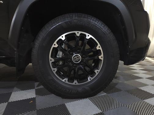 2023 Toyota Sequoia SR5