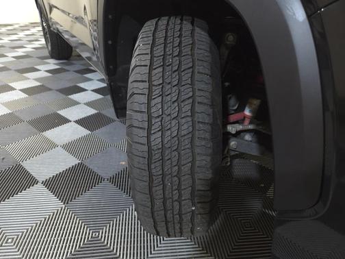 2023 Toyota Sequoia SR5