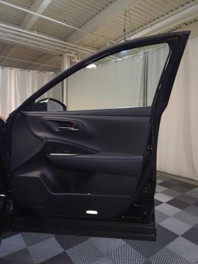 2025 Toyota Crown Signia Limited