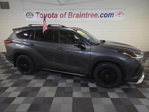 2023 Toyota Highlander XSE