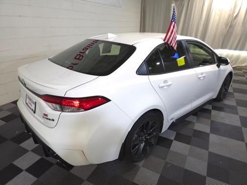 2024 Toyota Corolla Hybrid SE