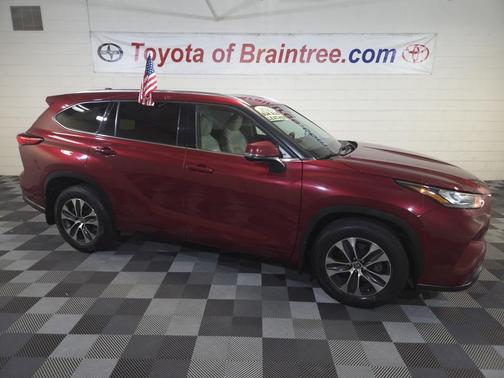 2020 Toyota Highlander XLE