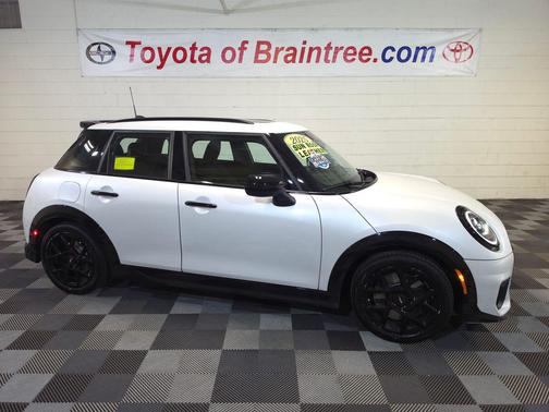 White Metallic 2025 MINI Hardtop Cooper S