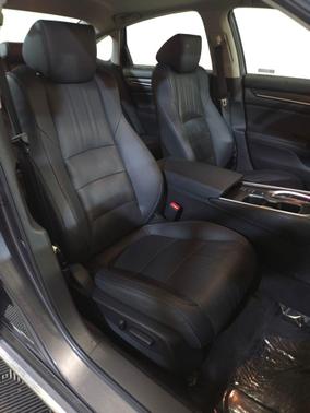 2019 Honda Accord Hybrid Touring