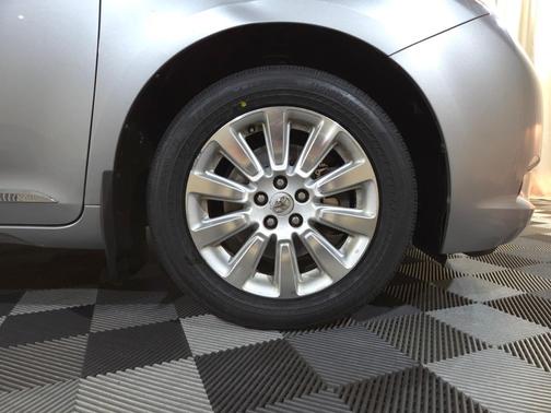 2013 Toyota Sienna XLE