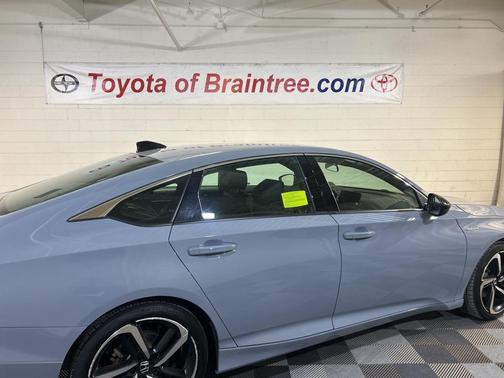 2022 Honda Accord Hybrid Sport