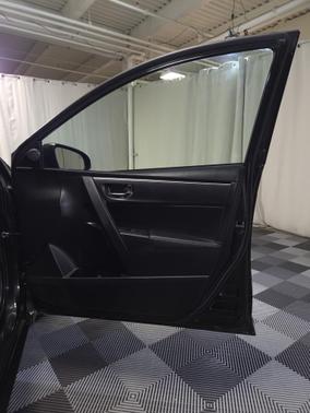 2017 Toyota Corolla XLE