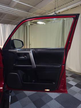 Barcelona Red Metallic 2014 Toyota 4Runner SR5