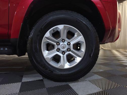 Barcelona Red Metallic 2014 Toyota 4Runner SR5
