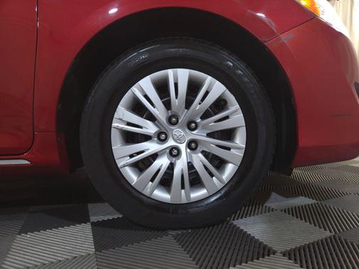 Barcelona Red Metallic 2013 Toyota Camry LE