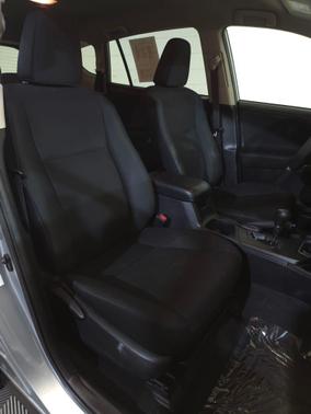 Silver Sky Metallic 2017 Toyota RAV4 LE