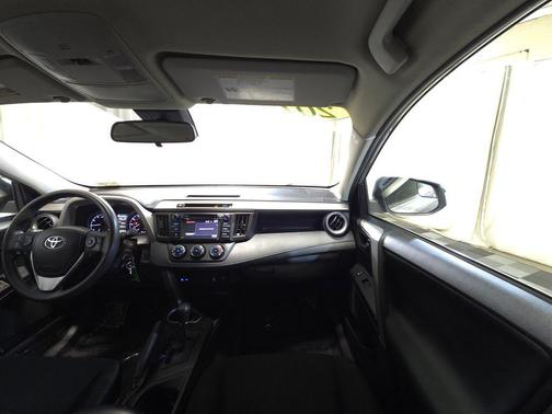 Silver Sky Metallic 2017 Toyota RAV4 LE