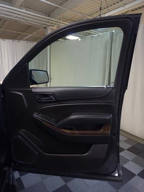 Tungsten Metallic 2018 Chevrolet Suburban LS