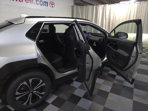 2025 Toyota bZ4X XLE