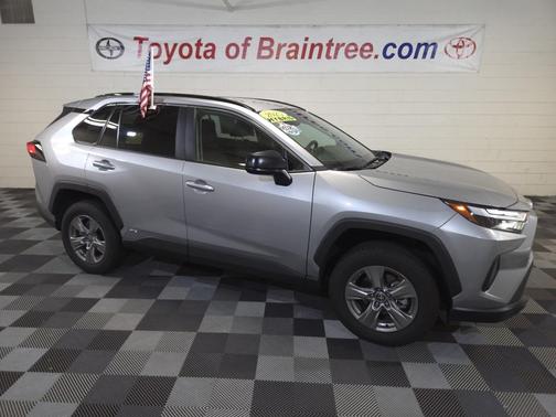 2025 Toyota RAV4 Hybrid LE