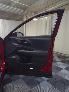 2025 Toyota Crown Signia Limited
