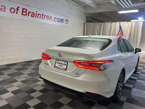 2023 Toyota Camry XLE