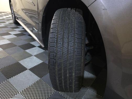 Predawn Gray Mica 2021 Toyota Sienna XLE 7 Passenger