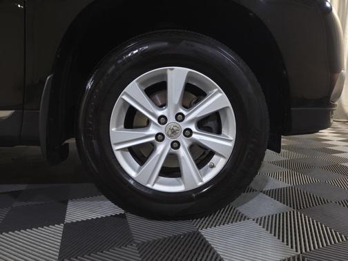 2012 Toyota Highlander SE