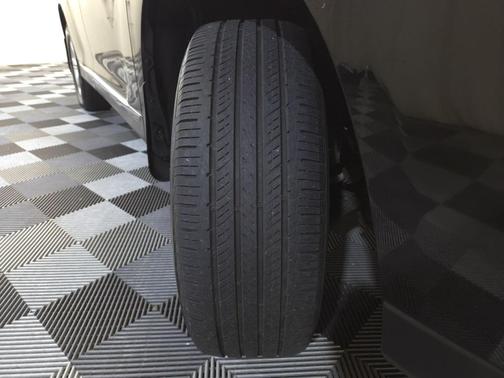 2012 Toyota Highlander SE