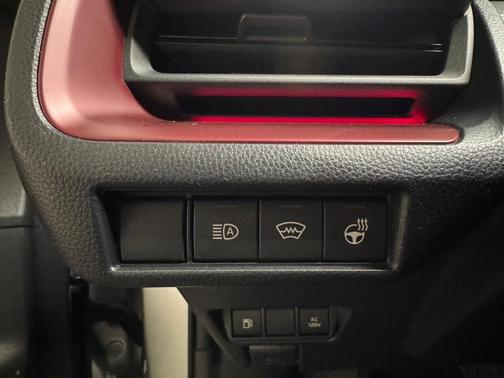 2025 Toyota Prius Plug-In Hybrid XSE