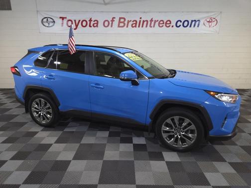 2019 Toyota RAV4 XLE Premium