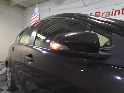 2012 Toyota Prius c Base