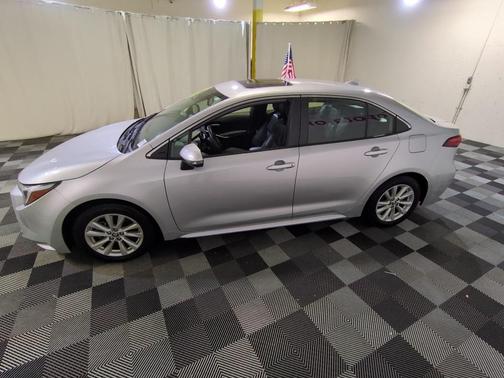 2023 Toyota Corolla Hybrid XLE