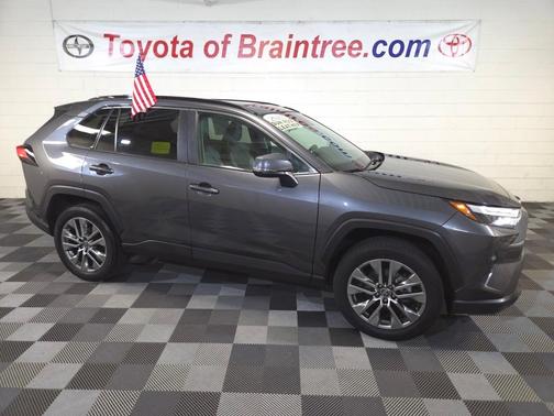 2023 Toyota RAV4 XLE Premium