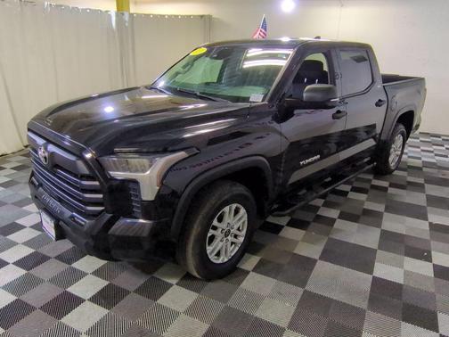 2022 Toyota Tundra SR5