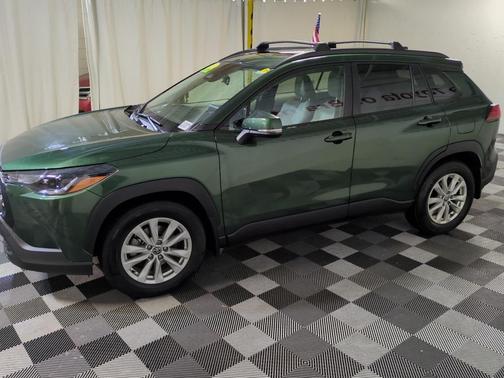 2023 Toyota Corolla Cross LE