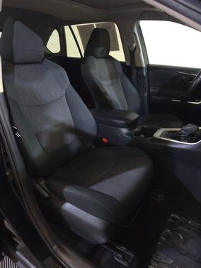 Midnight Black Metallic 2020 Toyota RAV4 XLE