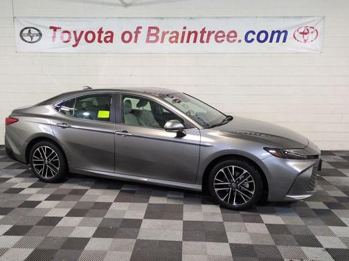 2025 Toyota Camry XLE