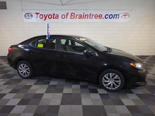 Black Sand Pearl 2017 Toyota Corolla LE