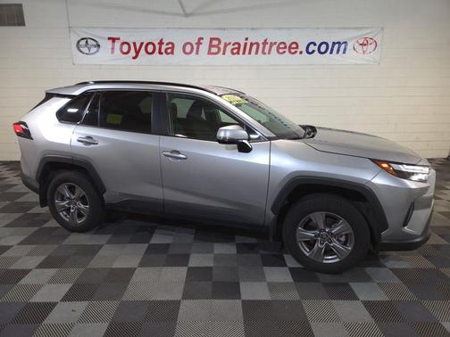 2025 Toyota RAV4 Hybrid LE