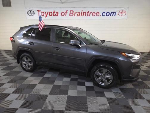 2024 Toyota RAV4 XLE