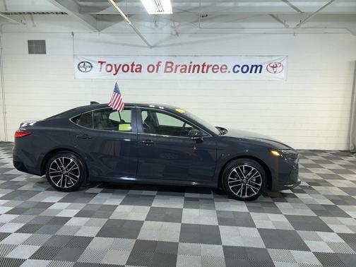 2025 Toyota Camry XLE