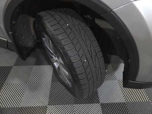 2017 Toyota RAV4 Hybrid XLE