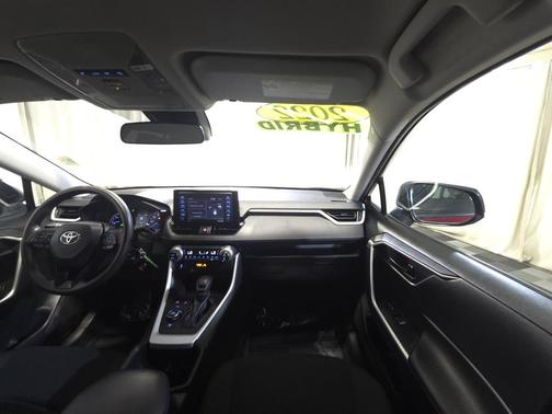 2022 Toyota RAV4 Hybrid LE