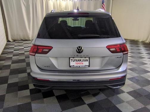 2022 Volkswagen Tiguan 2.0T SE 4MOTION