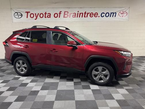 2023 Toyota RAV4 XLE