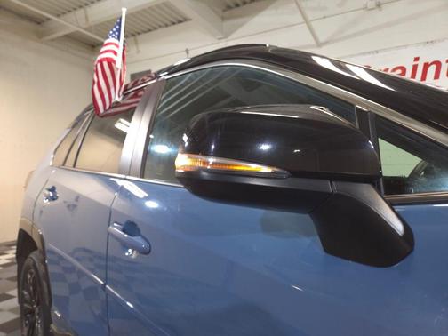 2023 Toyota RAV4 Hybrid SE