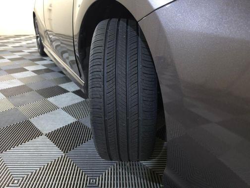 Predawn Gray Mica 2024 Toyota Camry SE
