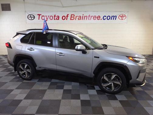 Silver Sky Metallic 2023 Toyota RAV4 Prime SE